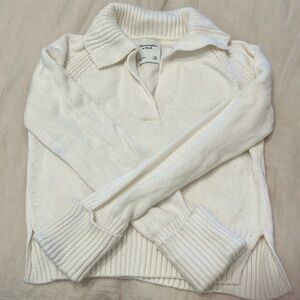 Abercrombie & Fitch Notch Neck Pullover Sweater